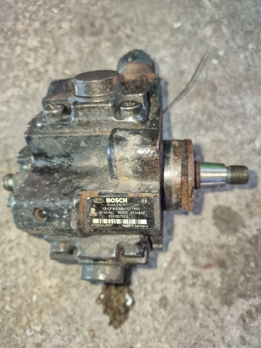 Pompa inata,unjectie Audi A 6 C 6 4F motor 2,7tdi,3.0tdi
