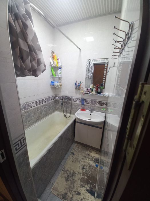 Срочно.    МОЖНО    ИПОТЕКА
                  
           Продаёться.