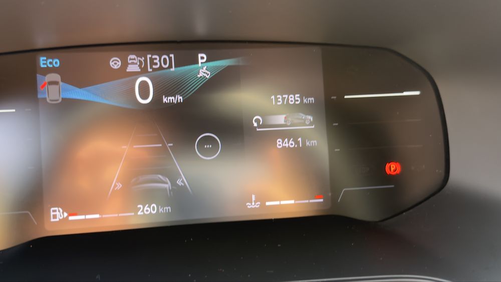 Vand masina Mitsubishi ASX an 2025 automata masina costa 25000€ negociabil