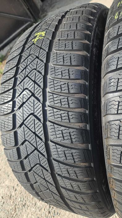 235/45 R18 • Iarna • Pirelli Sottozero 3 TO Elect PNCS 98V | 2 buc | DOT 2023 | Pret/buc