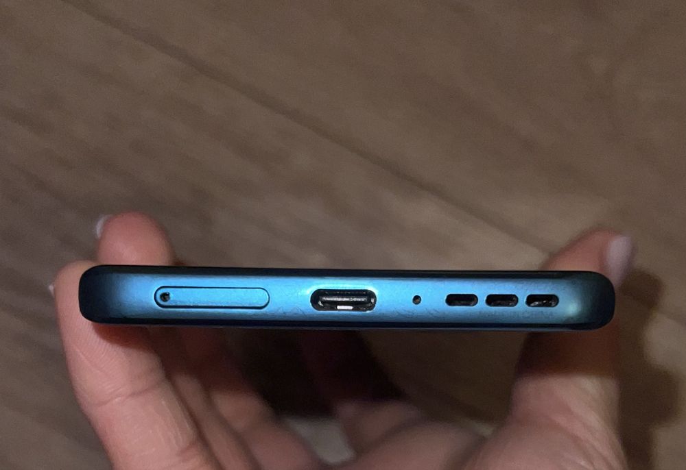 Motorola Edge 40 Neo 256GB/12 RAM