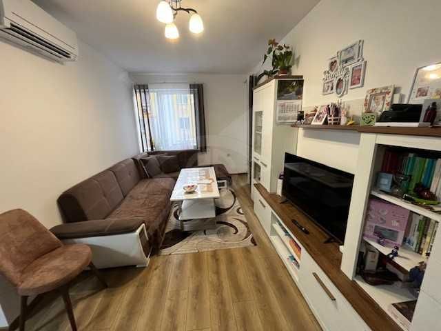 Двустаен апартамент в кв.Смирненски 54572