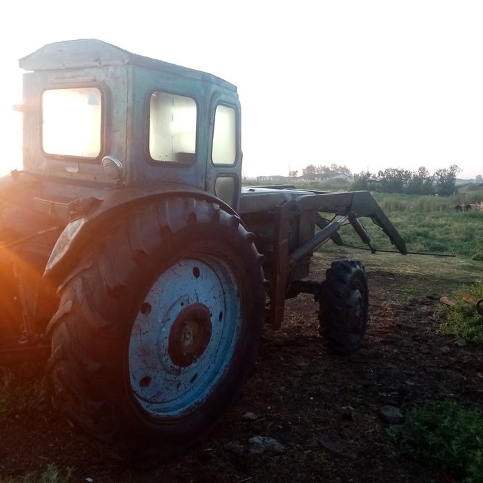 Трактор Т 40АМ с куном продам или обмен