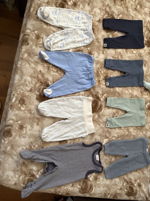 Seturi de hainute bebelusi 0-3 luni