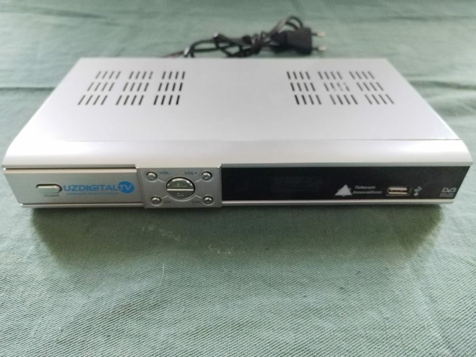 Уздигитал ТВ тюнер