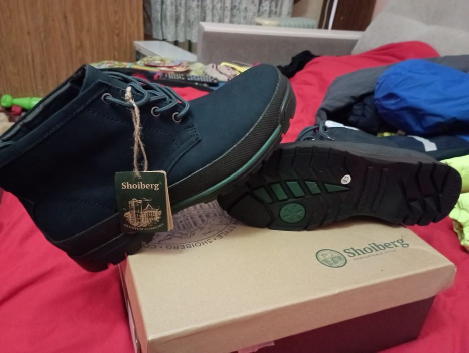 Новые мужские ботинки (зима)