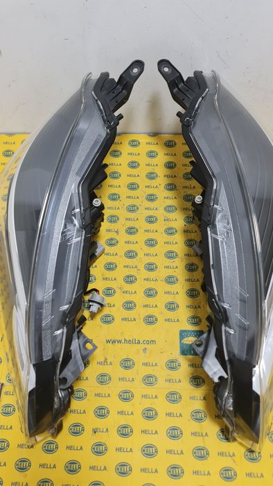 Far faruri halogen led drl Toyota Yaris 3 2014+ HIR2 81130-0DA50