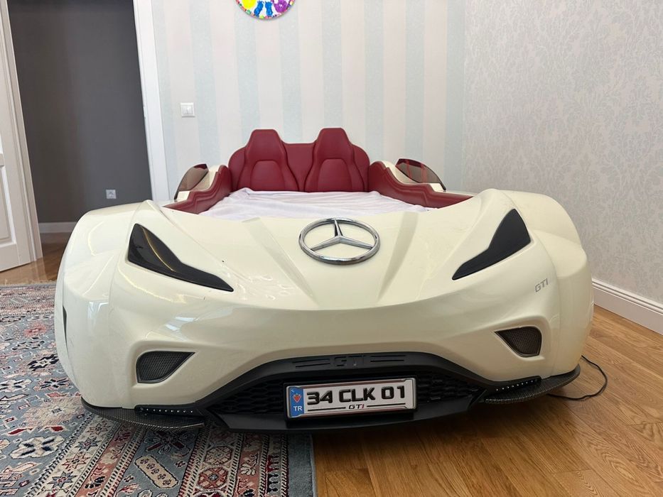 Cilek машина-кровать продаем