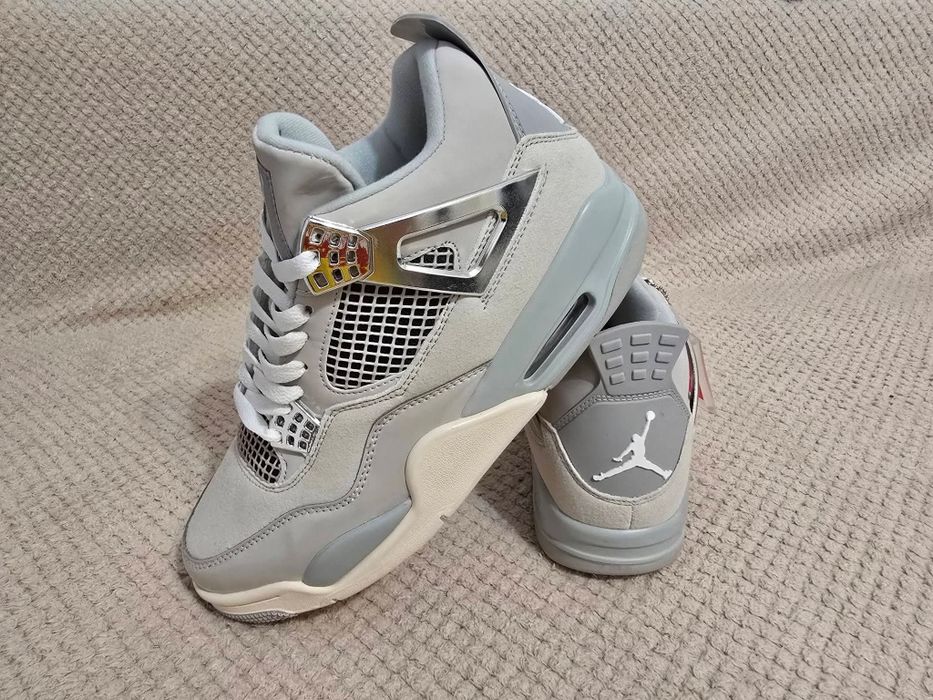 Jordan 4 frozen moments nr36 37 38 39 preț 350 lei