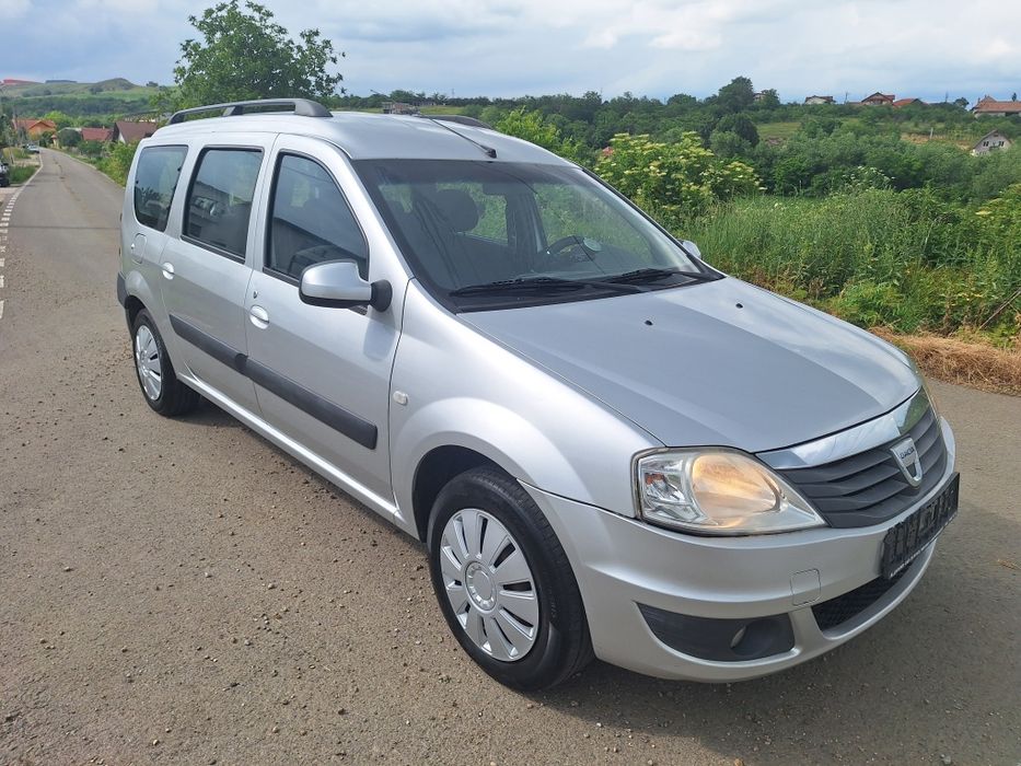 DACIA Logan MCV 2011 — imagine 2