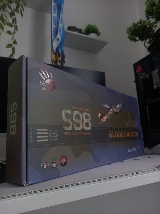 Клавиатура Bloody Aviator