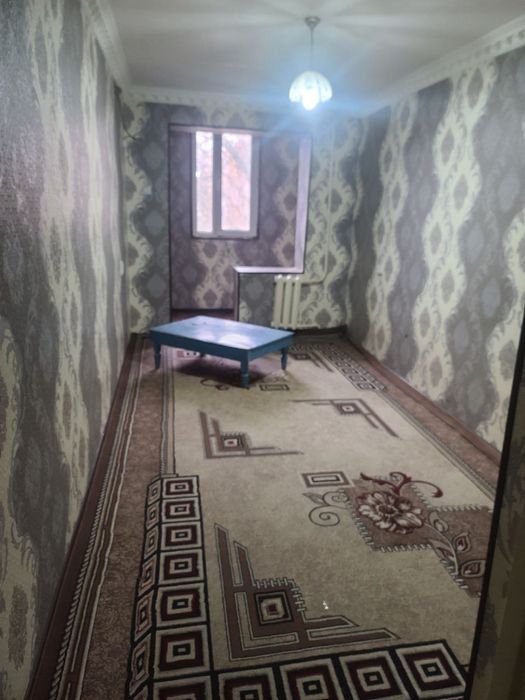 Сотилади Чилонзор Г9А квартал 1 хонали