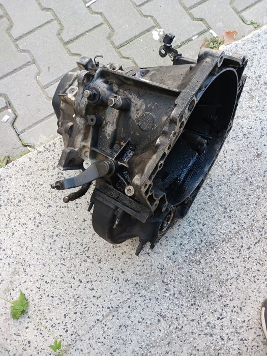 Продавам Скоростна кутия 407