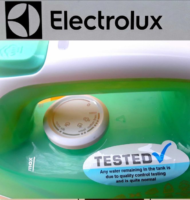 Fier pentru calcat ELECTROLUX 2200 W NOU - 120 Lei