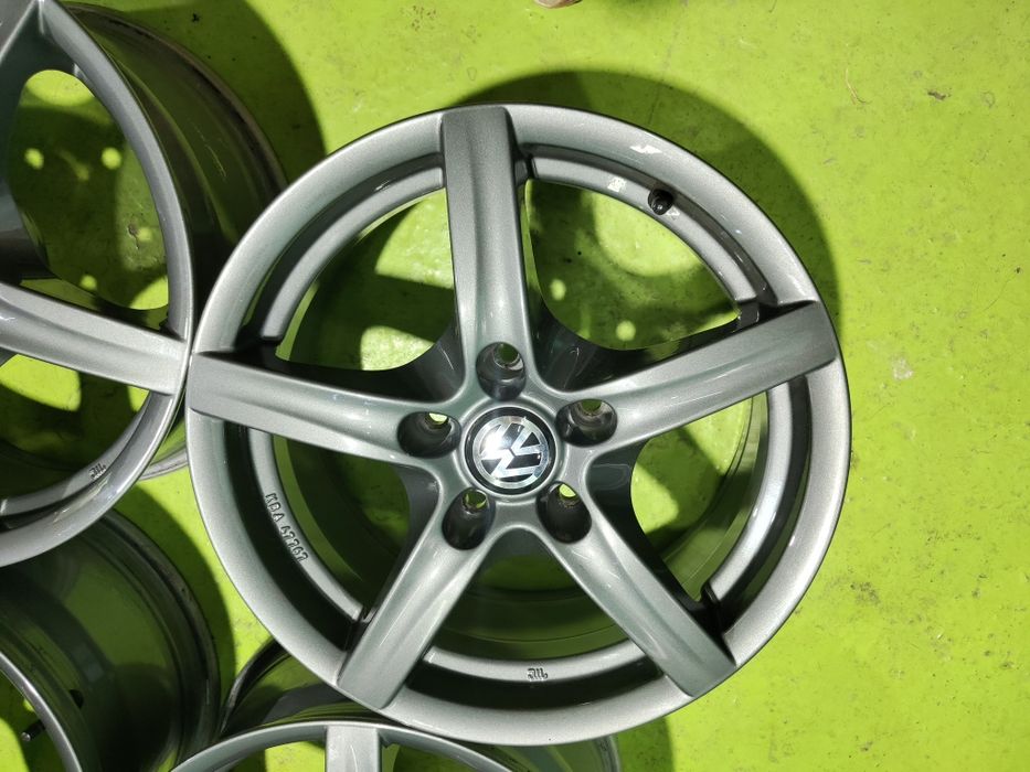 16 5x120 Vw Transporter T5 T6 лети джанти 5х120 т5