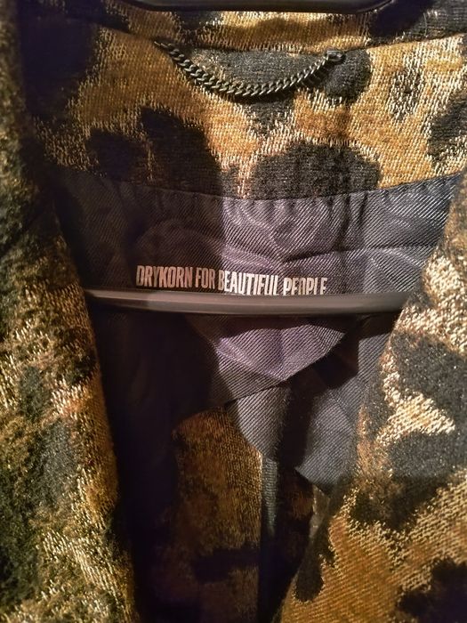 Sacou, blazer...animal print