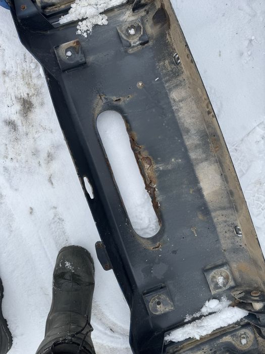 Продам бампер ман