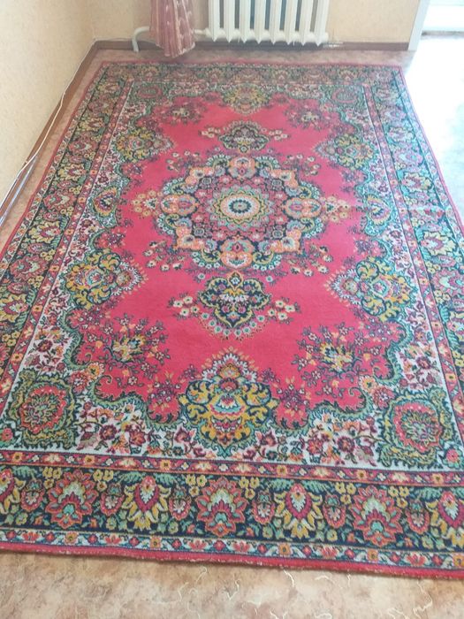 Продам ковёр, размер 2×3