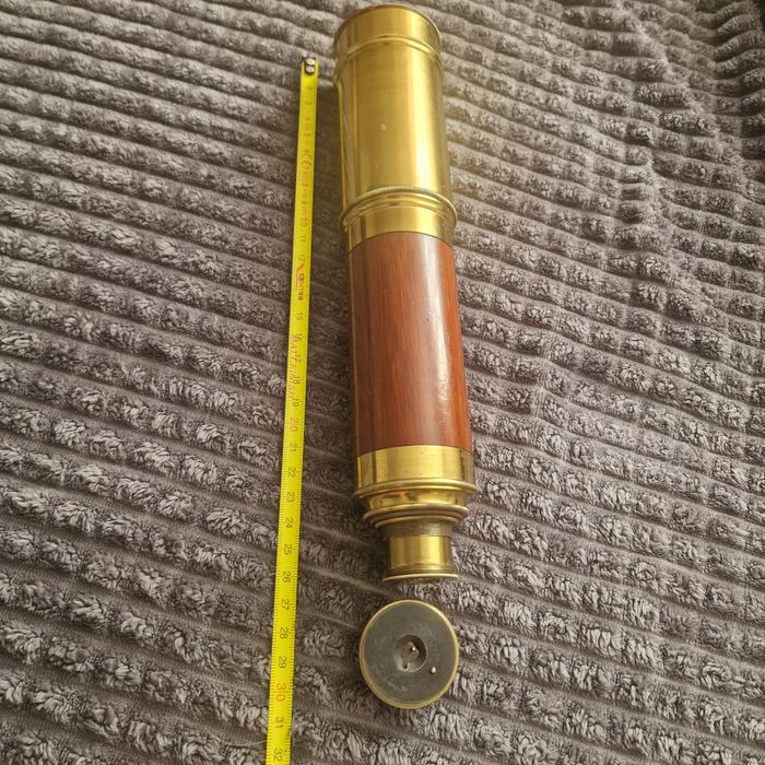 Ochean vechi din alamă 85 cm