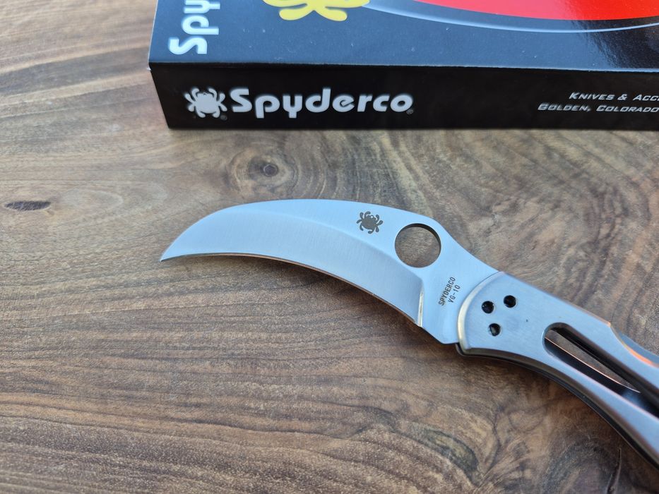 Сгъваем нож Spyderco Harpy C08 с метална дръжка