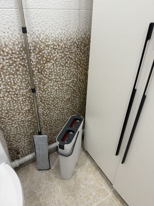 Продам швабру с отжимом