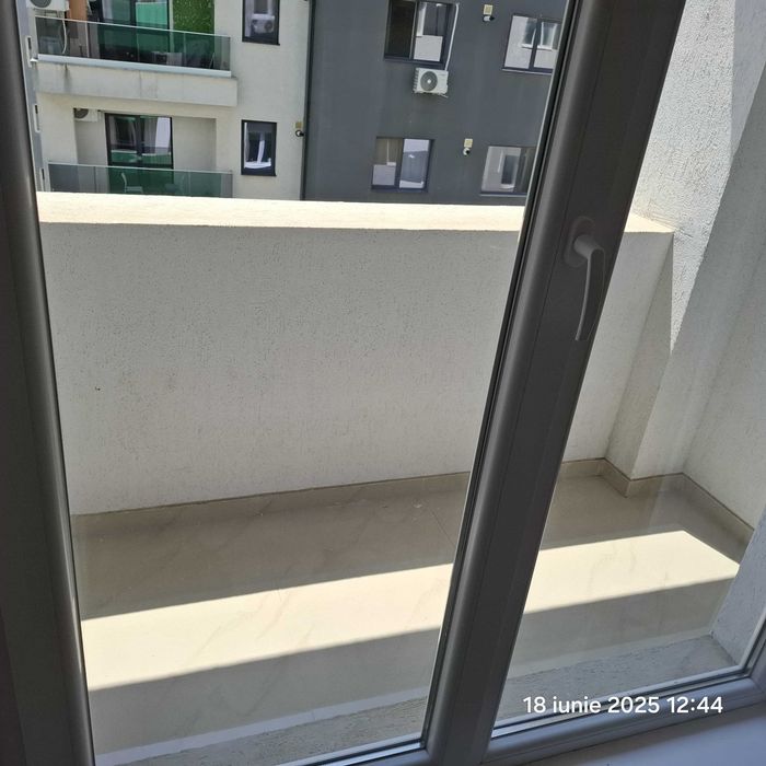 Militari residence,sector 6,centrala,aer conditionat,liber,loc parcare inclus in pret.