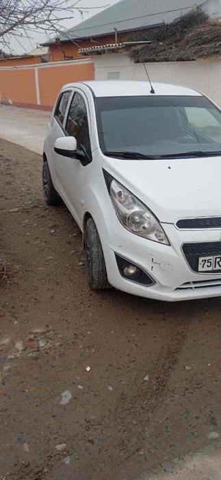 Чевролет Спарк,2 позиция 8 121 y.e