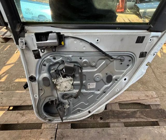 Usa spate dreapta Ford Focus 2009 1.6 TDCi MT (109 hp)