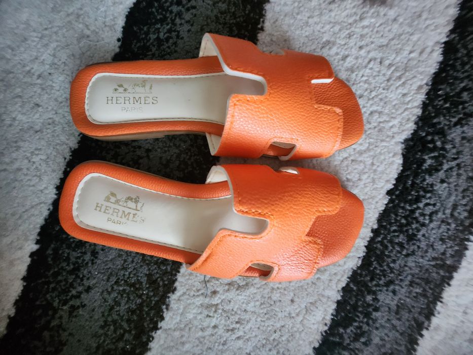 Топ Summer flip-flops