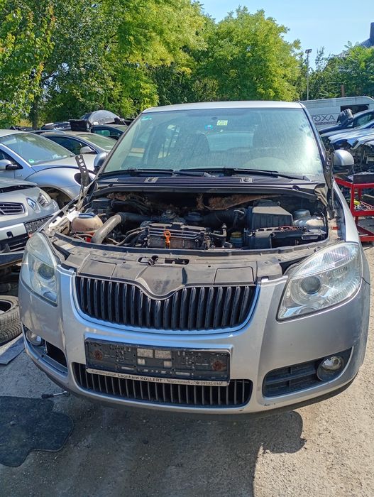 Dezmembrez Skoda Fabia 2