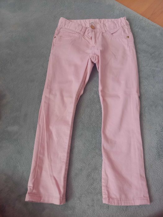 Дрехи за момиче на 4-5 години