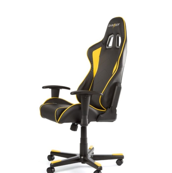 Продается игровое кресло DXRacer