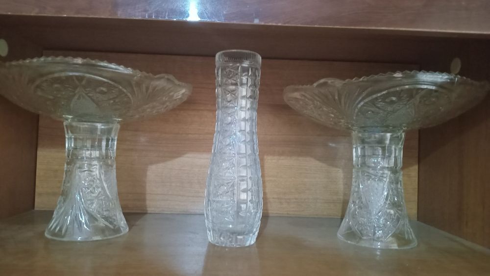 Xrustal bor sotiladi