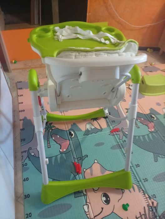 Срочно продам стул для кормления