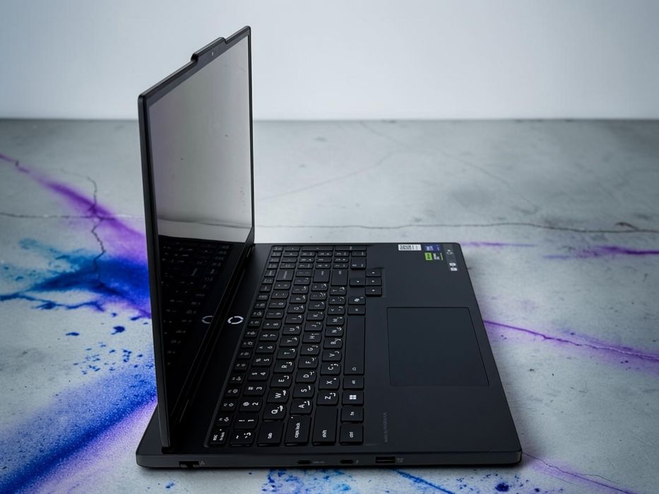 НОВ! Lenovo Legion 5 15.1" WQXGA 165Hz Ultra 7 16RAM 1TB RTX 5070 8GB Гаранция!