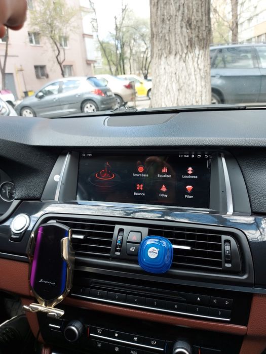 Navigatie Android Carplay BMW F10 seria 5 Waze YouTube