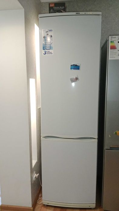 Продам холодильник Atlant