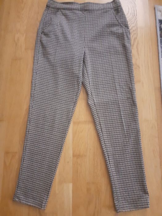 Pantaloni dama grosi