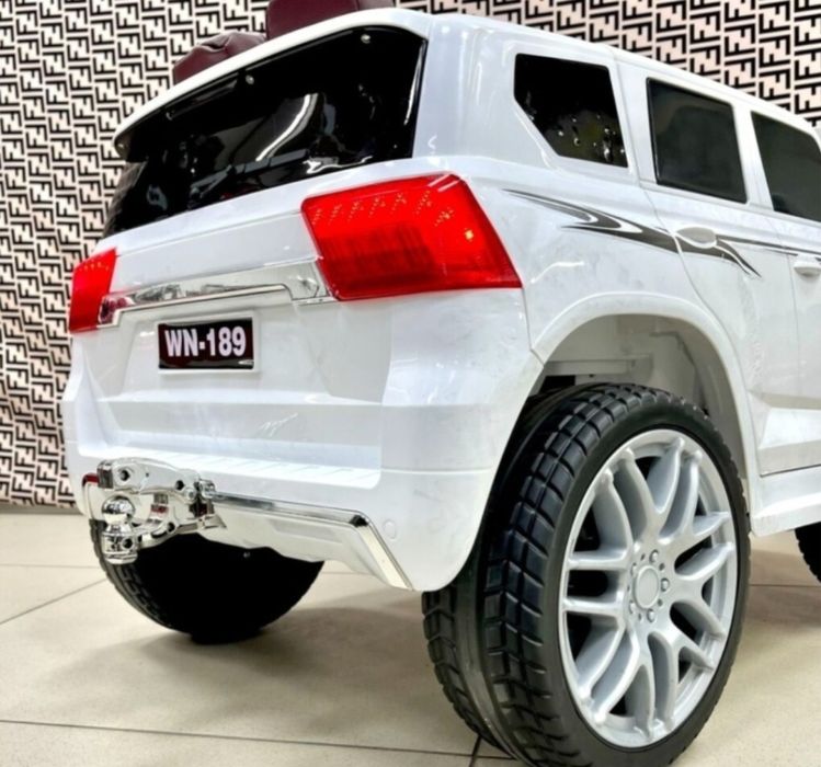 СРОЧНО продается. Детская машинка.