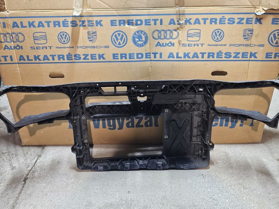 trager nou original volkswagen polo 9n 10.2001 - 04.2005

cod oe: 6q0