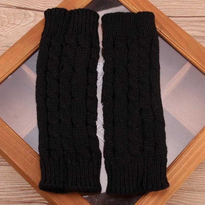 Дамски плетени вълнени ръкавици без пръсти
