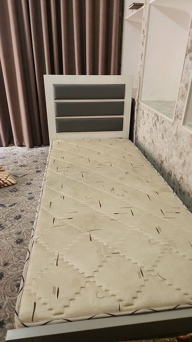 Yotoq hona uchun mebel