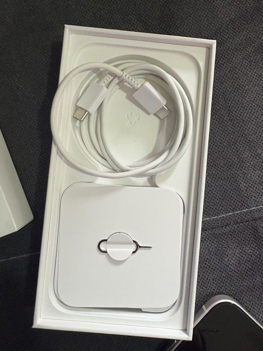 Продажба Iphone 15