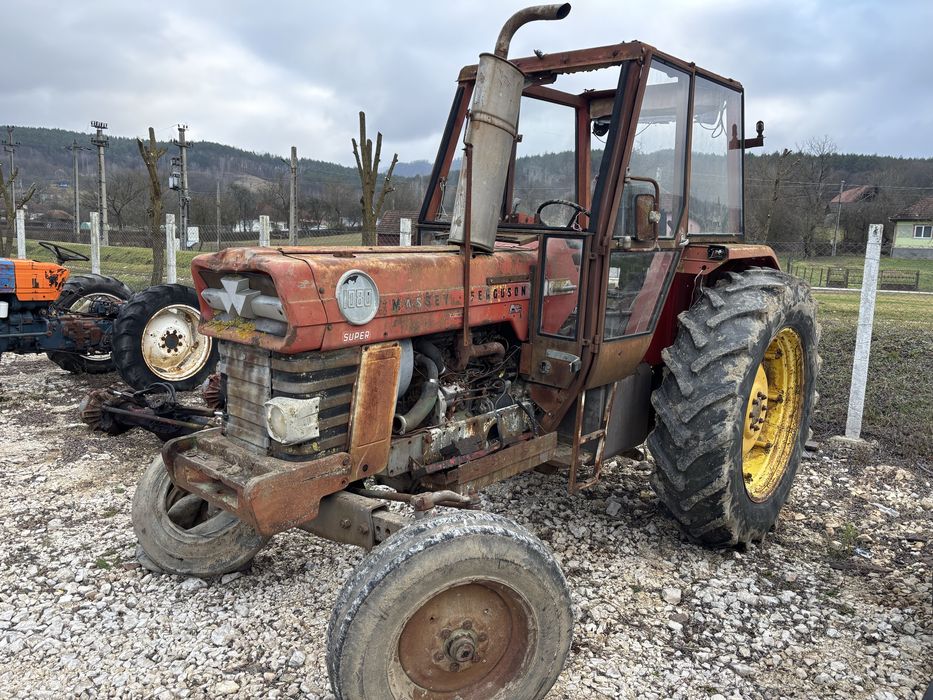 Tractor massey ferguson 1080