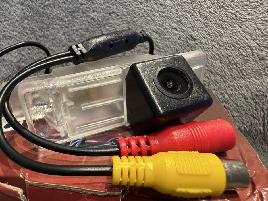 Peugeot 308 камера за заден ход