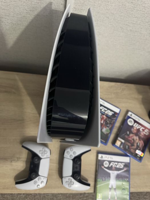 Конзола Playstation 5 Disc Edition