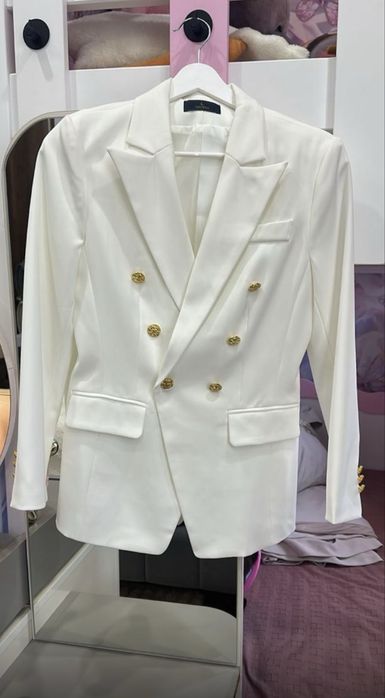 Продам пиджаки, новые