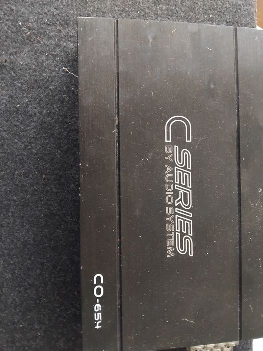 JBL бас каса и усилвател C-SERIES