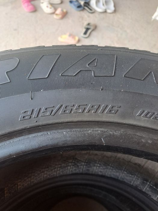 Шины зимние 215/65/16