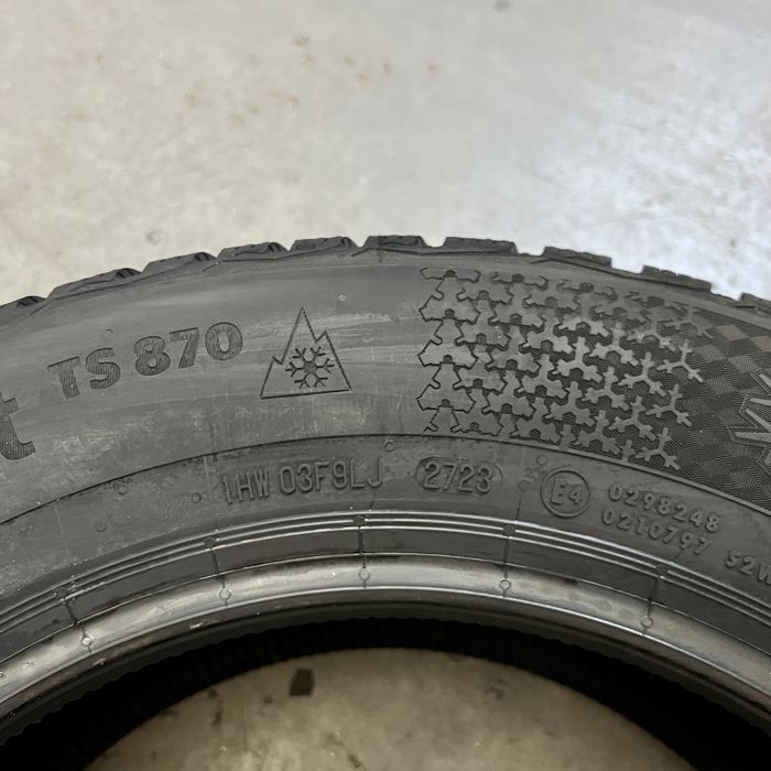 2 Anvelope iarna 195 65 15 Continental NOI